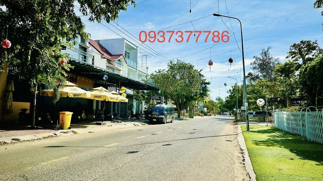 Nhà 105M2 Mặt Tiền Đường Quang Trung, Phan Rí Cửa, Tuy Phong, Bình Thuận, Gần Biển. Sổ Hồng.