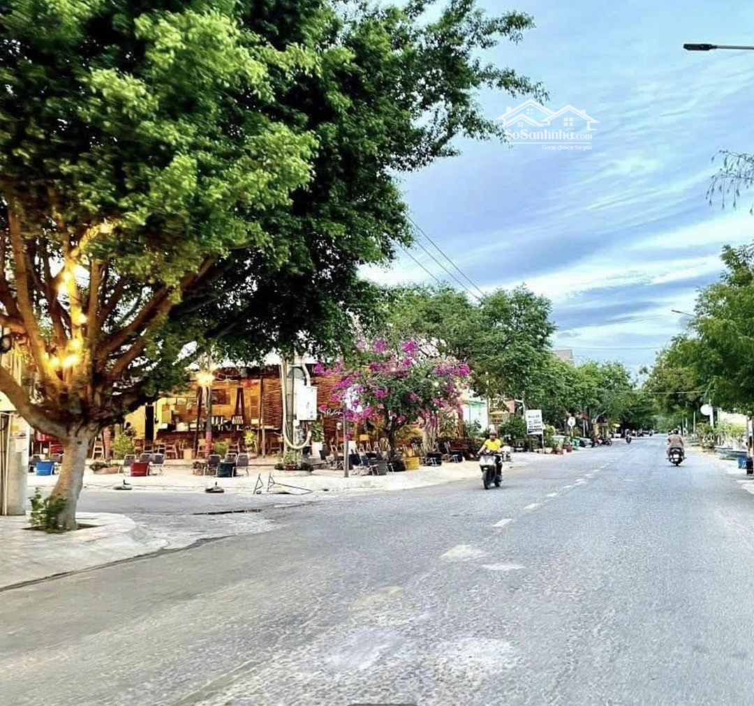 Nhà 105M2 Mặt Tiền Đường Quang Trung, Phan Rí Cửa, Tuy Phong, Bình Thuận, Gần Biển. Sổ Hồng.