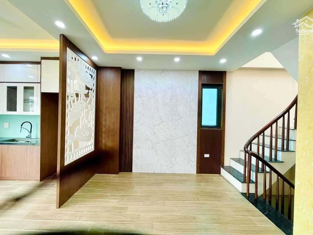 Bán Nhà Giải Phóng Thanh Xuândiện Tích43M2 X 7T Xmặt Tiền4M Giá Bán 13,5 Tỷ Có Thương Lượng