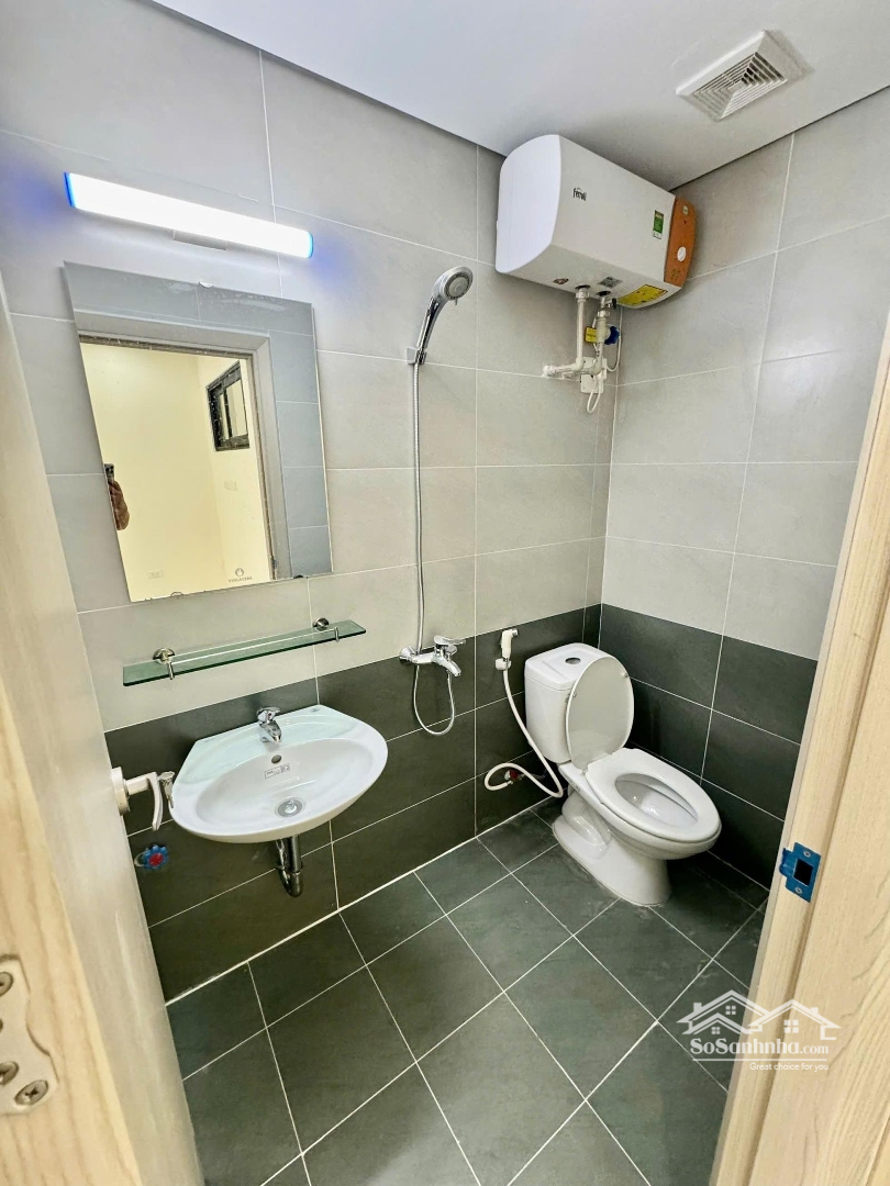 Chuyển Nhượng Căn Hộ 62M2 Hoàng Huy Lạch Tray.hh2 Tầng Thấp . View Sân Bay + Cầu Rào
Giá 1055