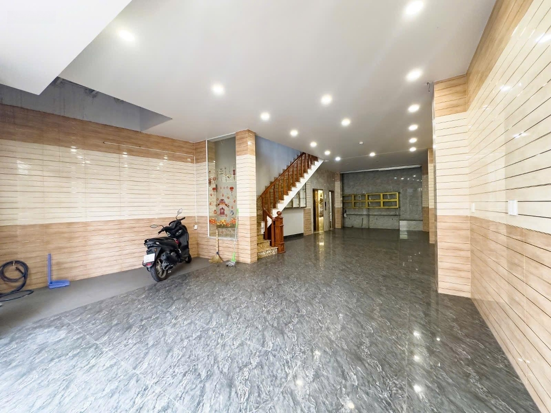 Bán Nhà Mặt Phố Đ.nguyễn Văn Đậu, P. 11, Bình Thạnh, Hcm, Diện Tích 108M2 Giá Bán 26 Tỷ