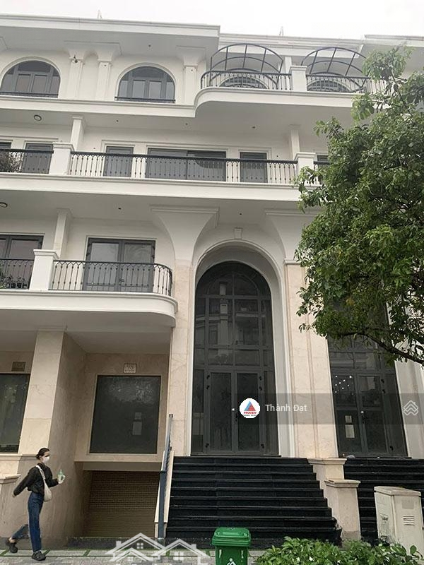 Bán Nhà Thô Thuộc Khu Đô Thị Vạn Phúc 3 Lầu Có Hầm Diện Tích 140M2