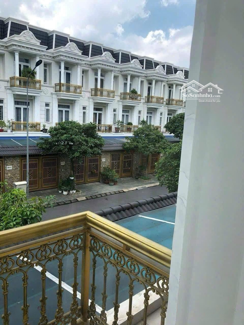 Chính Chủ Cần Bán Nhà Phố Gần Siêu Thị Go , Tp Dĩ An Bình Dương
