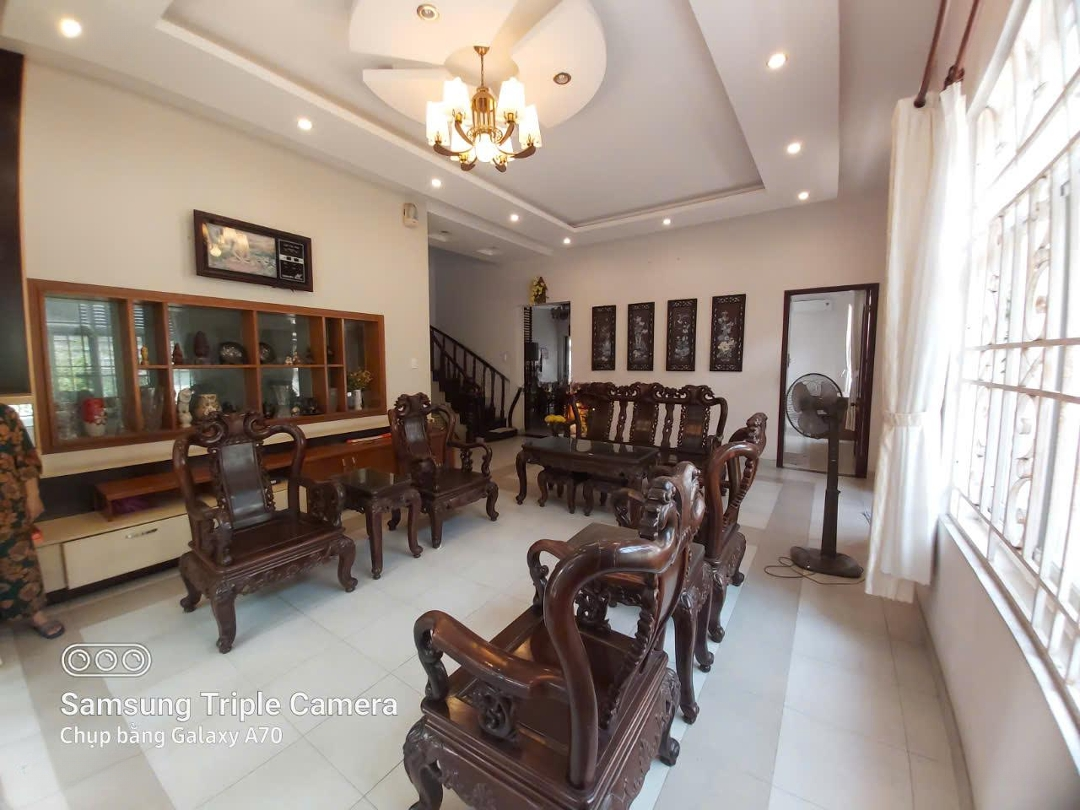 Cho Thuê Nhà Nguyên Căn Quốc Lộ 13, Ngay Chợ Bình Triệu, Hbc, Tp Tđ,Diện Tích4X15M, 1Lầu, Giá 8.5 Tr/Th