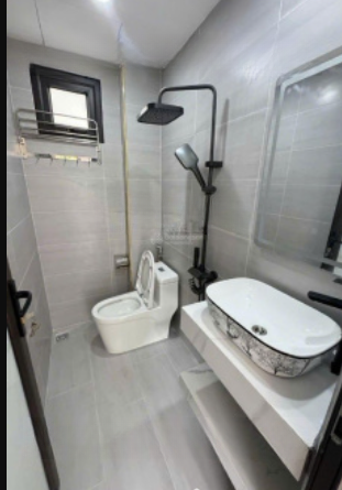 Bán Nhà Bát Khối, 6 Tỷ, 40M2, 5 Tầng,Mặt Tiền4M, 3 Phòng Ngủ Ô Tô Vào Nhà