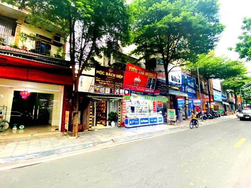 Bán Nhà Thị Trấn Chúc Sơn Chương Mỹdiện Tích70M2X2 Tầngmặt Tiền4,5M Mặt Đường Trục Chính Kinh Doanh