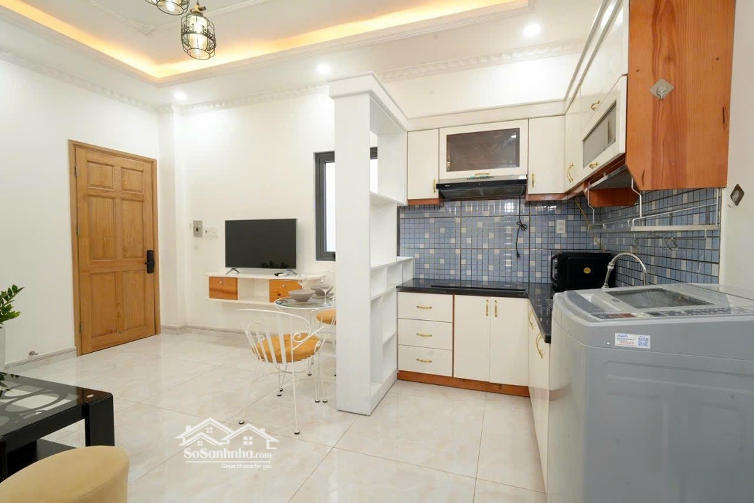 Căn Hộ Cao Cấp 55M2 Full Nội Thất, Có Ban Công Và Cửa Sổ Thoáng Tại Trần Đình Xu Q1 Gần Bùi Viện
