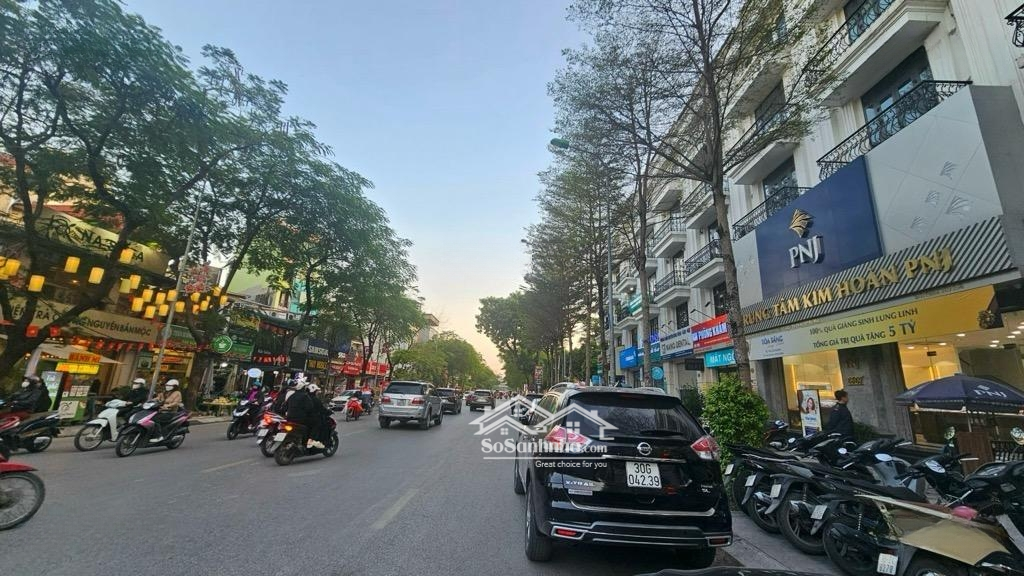 Bán Gấp Shophouse Mặt Phố Xuân La, Tây Hồ, 113M2, Lô Góc, Thang Máy, Kinh Doanh, Nhỉnh 56 Tỷ