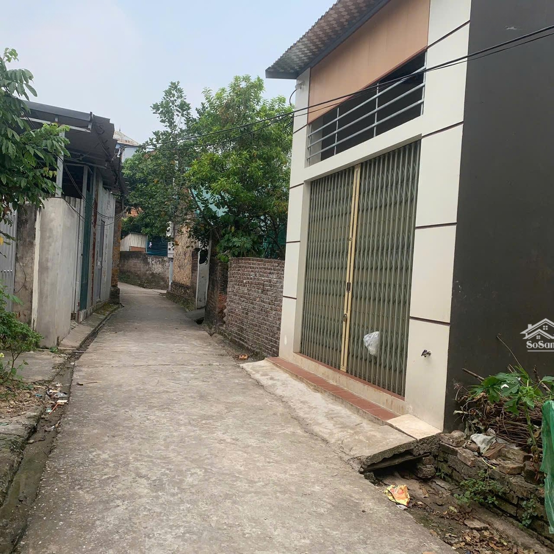 Thị Trấn Chúc Sơn 58M2 Sẵn Nhà Giá Bán 3 Tỷ, Đường Trải Nhựa, Đầy Đủ Điện Nước Sạch, Cạnh Hồ Thoáng Mát