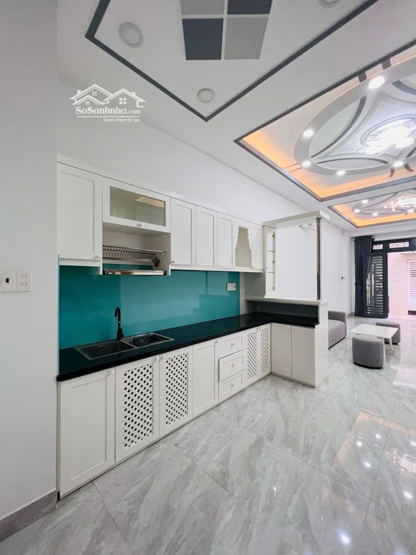 Đại Hạ Giá, Hẻm 6M, 87 Hồ Thị Kỷ, Đang Xây 4 Tầng, Phố Ẩm Thực, Chợ Hoa, Khu Căn Hộ Dịch Vụ