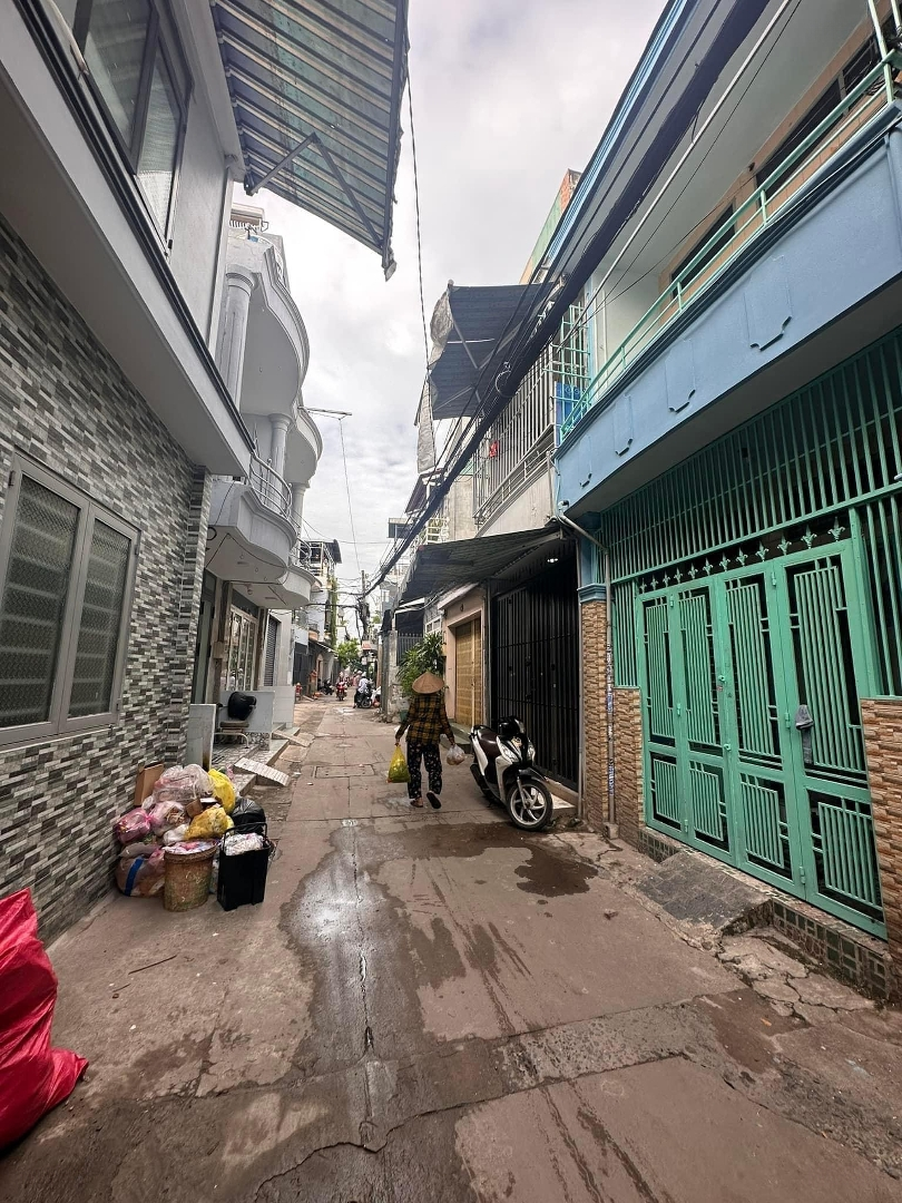 Cần Bán Gấp Nhà 35M2 Ở Xóm Chiếu, Phường 16, Quận 4. Gần Nhà Thờ Xóm Chiếu. 0378527914. Giá Bán 2Ty230