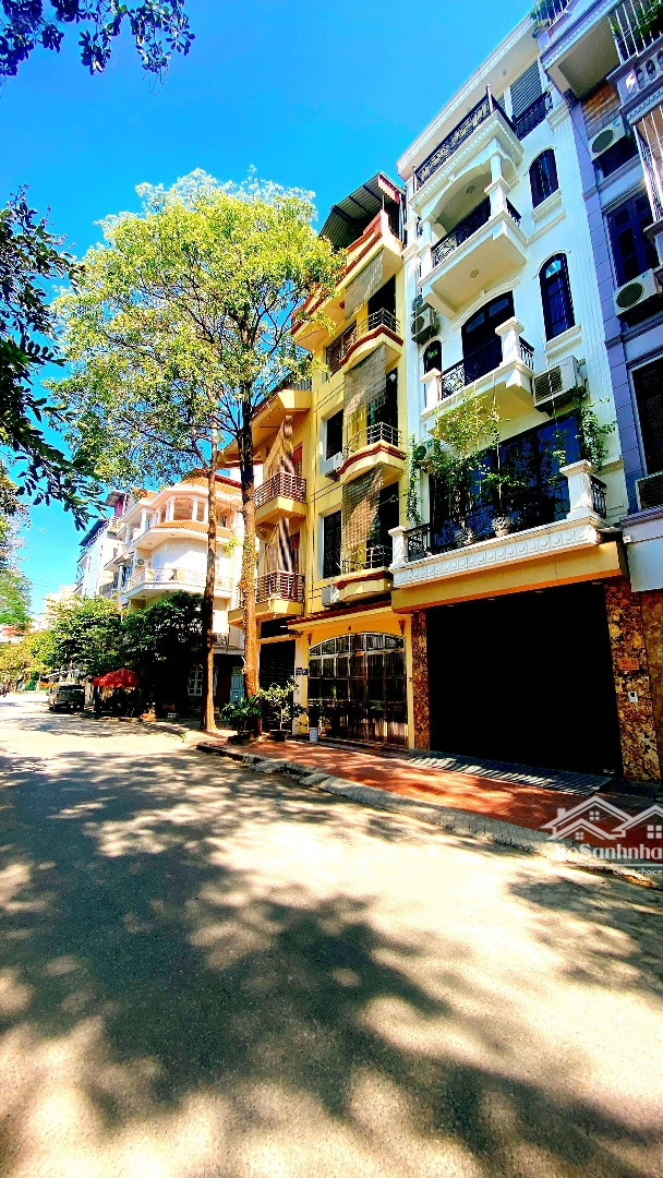 Bán Hoa Hậu Biệt Thự Vip Đại Kim, Hoàng Mai - Diện Tích: 110M2 - Giá Bán 42 Tỷ - Kinh Doanh Văn Phòng Đỉnh
