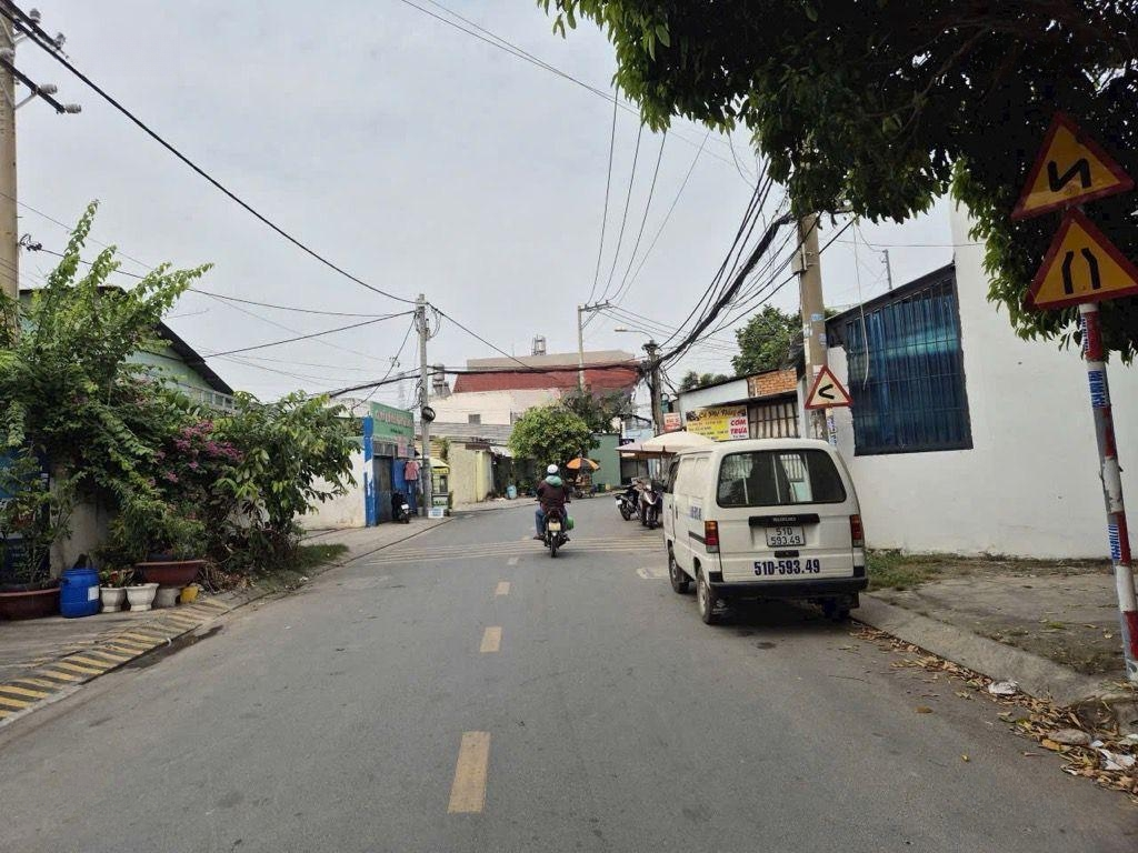 Bán Nhà Mặt Phố Trần Thị Hè, Giá Cực Chất, 4,98 Tỷ, 74M2, Q12, Hcm