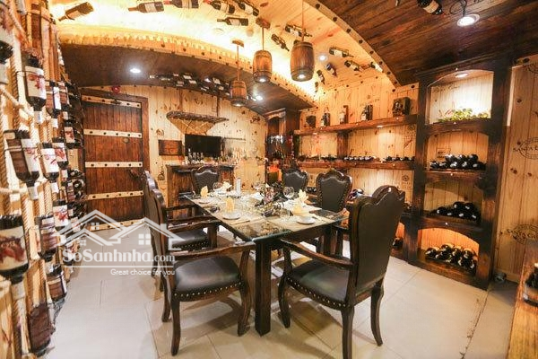 Cho Thuê Nhà Mặt Phố Tại Trung Hòa, Cầu Giấy, Hà Nội, Giá Ưu Đãi Chỉ Với 90 Triệu, 140M2 X 5 Tầng