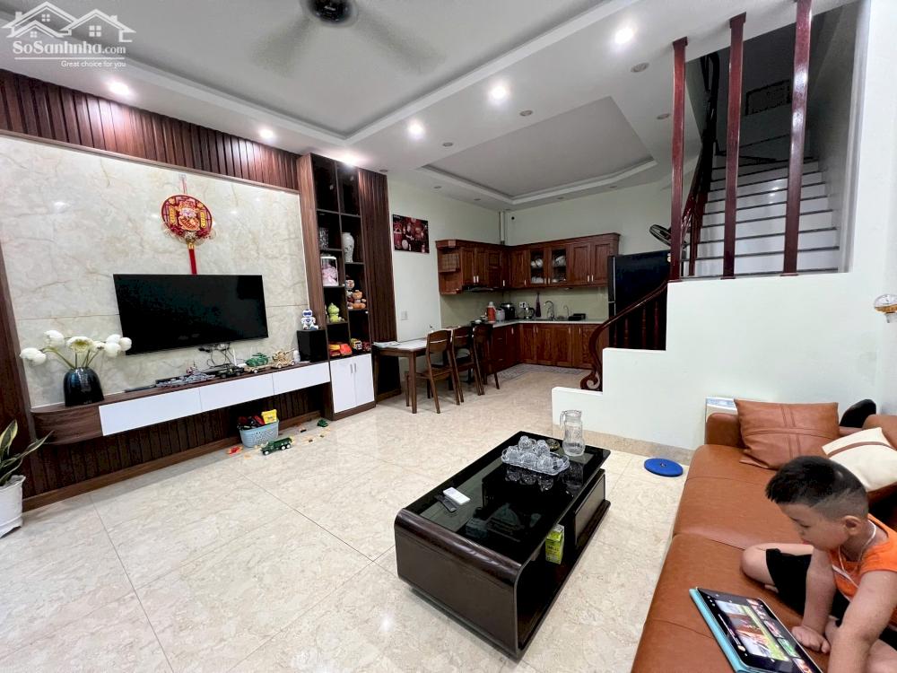 Bán căn nhà siêu Xinh 3T mới cho vợ chồng trẻ ở riêng Phan Bá Vành - giá yêu thương 2,35 Tỷ