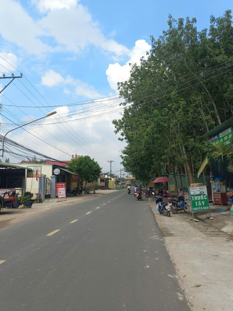 Chủ Gửi Bán Gấp 3650M2 Nằm Ngay Khu Công Nghiệp Vsip Giá Bán 620 Triệu Có Sổ Sẵn Bao Công Chứng Sang Tên