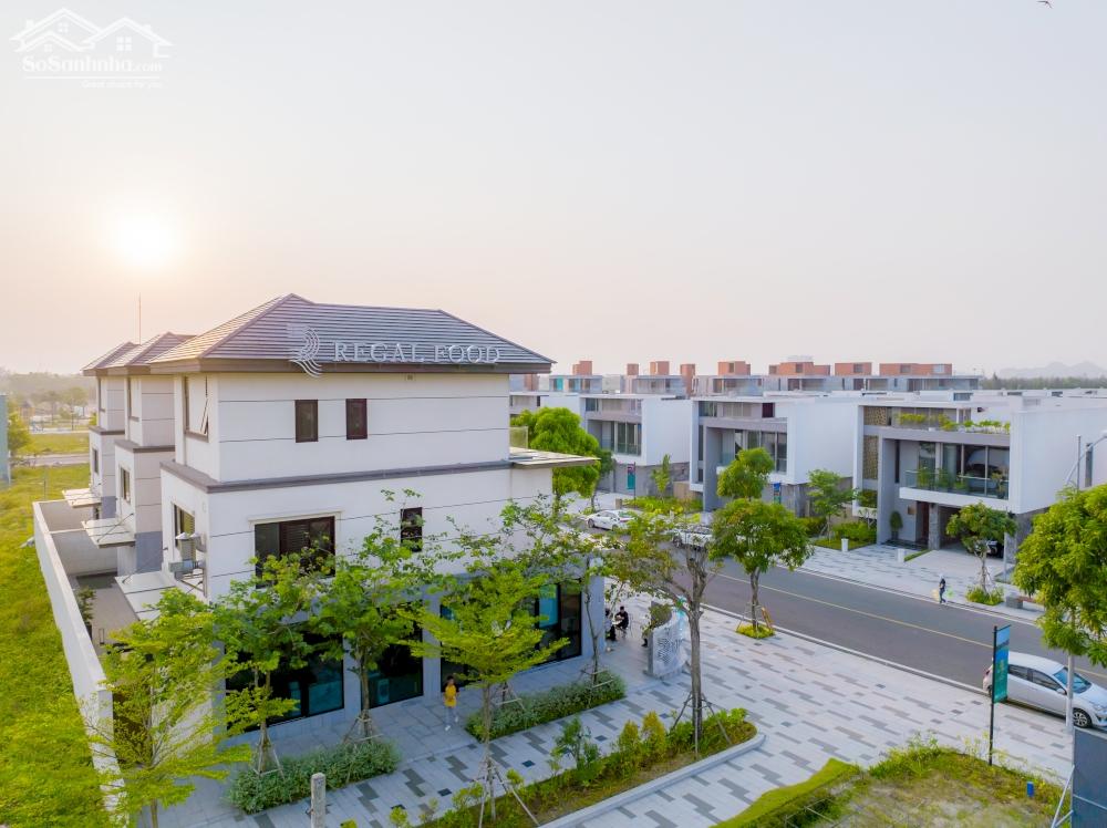 Bán biệt thư full ngoại thất 360m2 view kênh sinh thái cách bãi tắm biển du lịch 600m