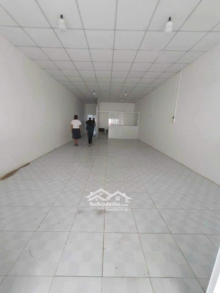Cho Thuê Nhàmặt Tiềncấp 4 2Pk Rộng, 155M2 Ngang 5M 12 Triệu/Th