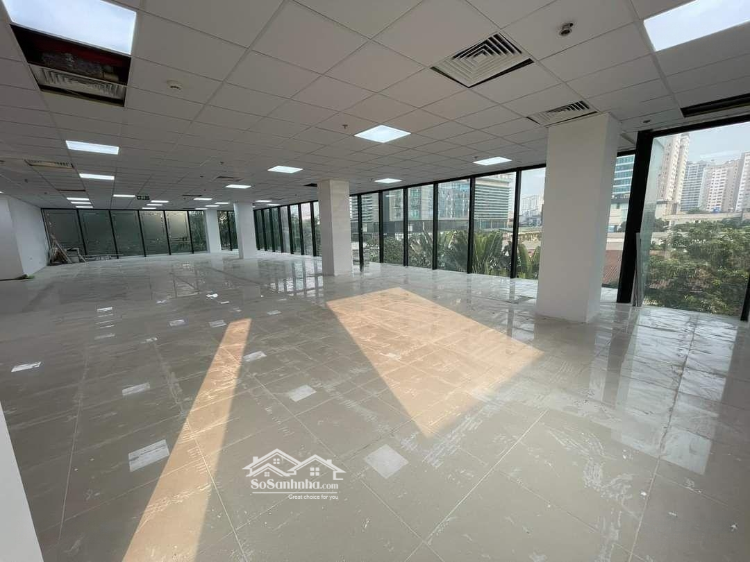 Sàn Siêu Vip 3000M Trung Tâm Quận Hoàn Kiếmmặt Tiền50M Giá Bán 500 Triệu Thông Sàn Đầy Đủ Pccc Phù Hợp Bi A Gym