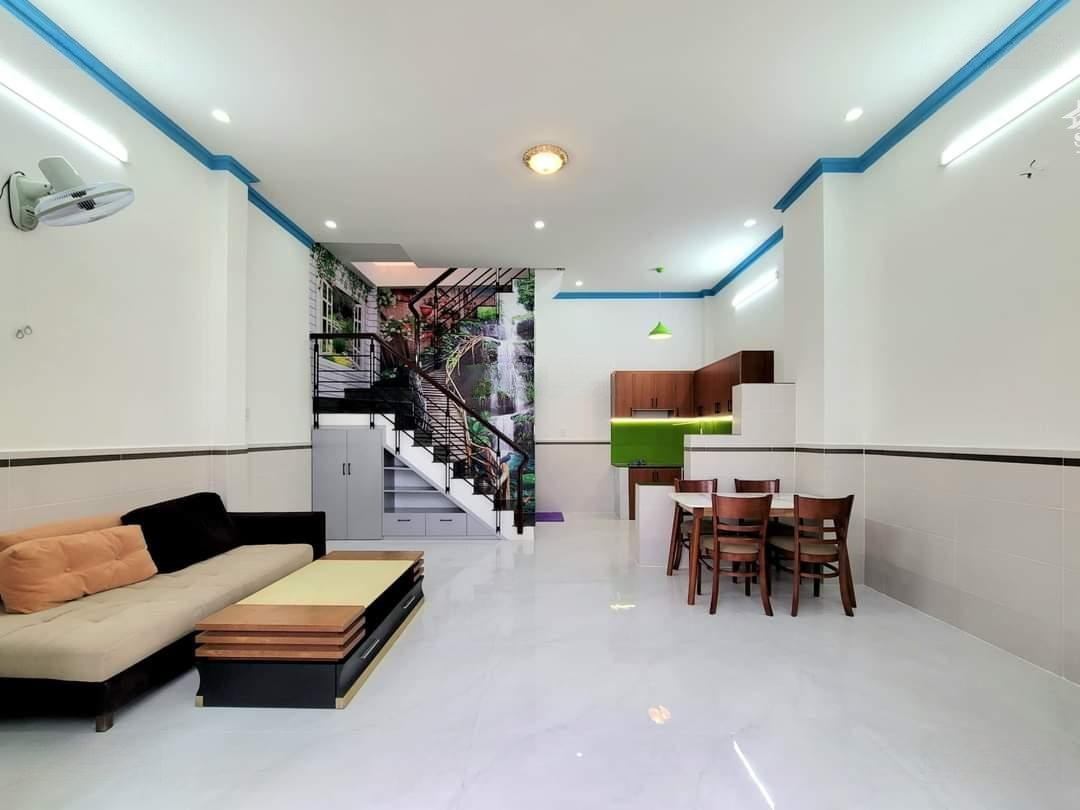 Chủ Kí Gửi Bán Gấp Nhà Hẻm 1/ Đang Cho Thuê 13 Triệu/Th Đường Võ Văn Kiệt P7 Q6 52M2 Hẻm 6M Giá Bán 2Tỷ780