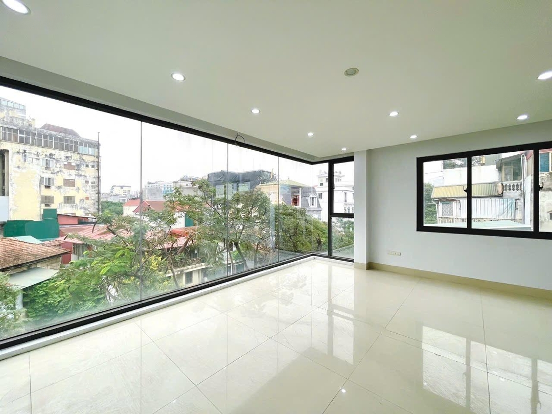 Cho Thuê Nhà 2 Mặt Thoáng Phố Hàm Long