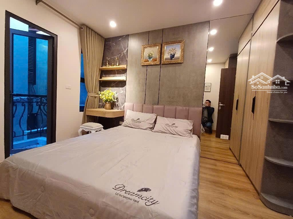 Bán Nhà Xã Đàn - Full Đồ Gần Phố - 32M - 5 Tầng - Chỉ 5.8 Tỷ