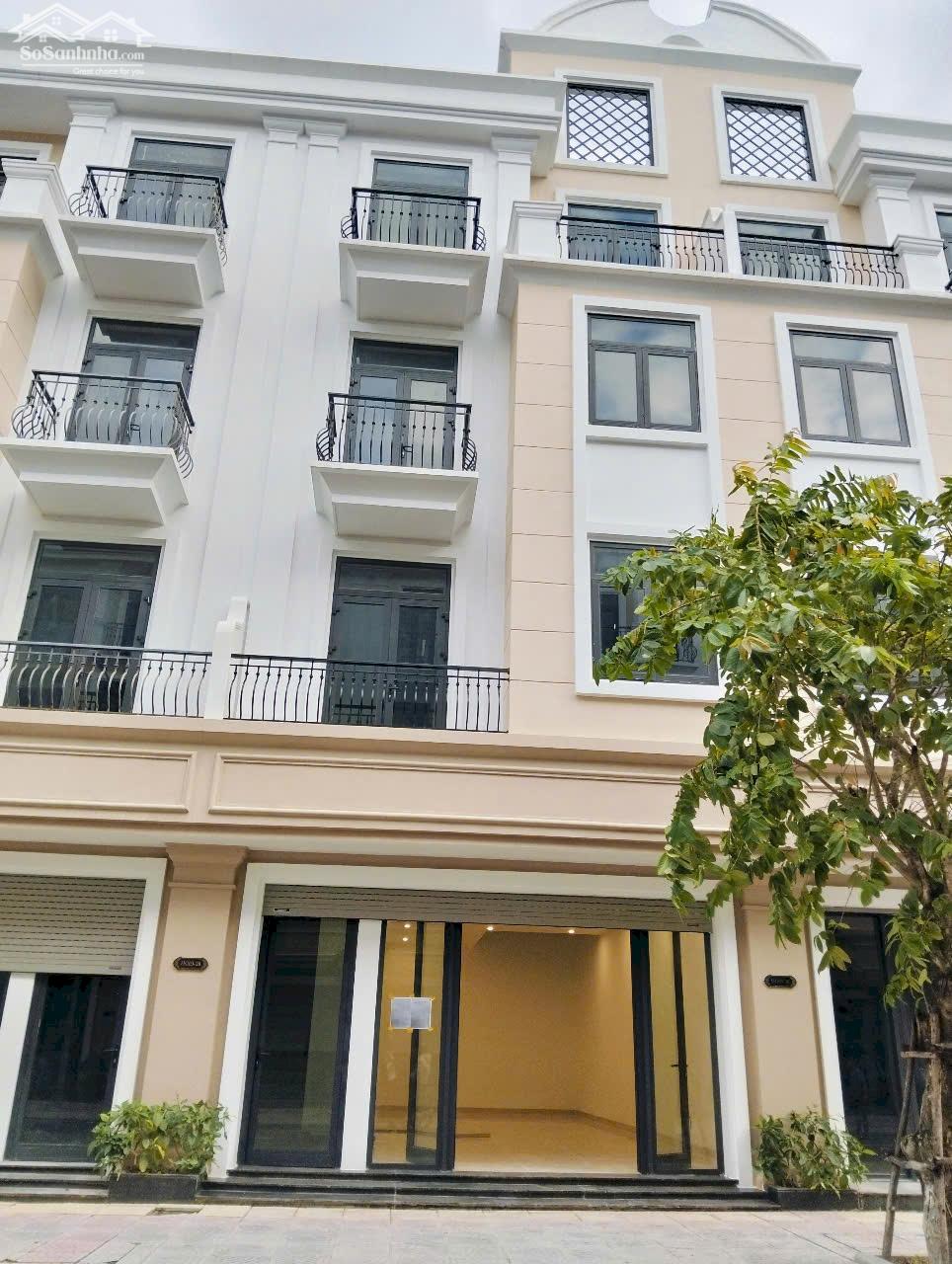 CHỈ 2 TỶ ĐỒNG QUÝ KHÁCH HÀNG ĐÃ SỠ HỮU CĂN BIỆT THỰ LIỀN KỀ TẠI VINCOM ROYAL PARK