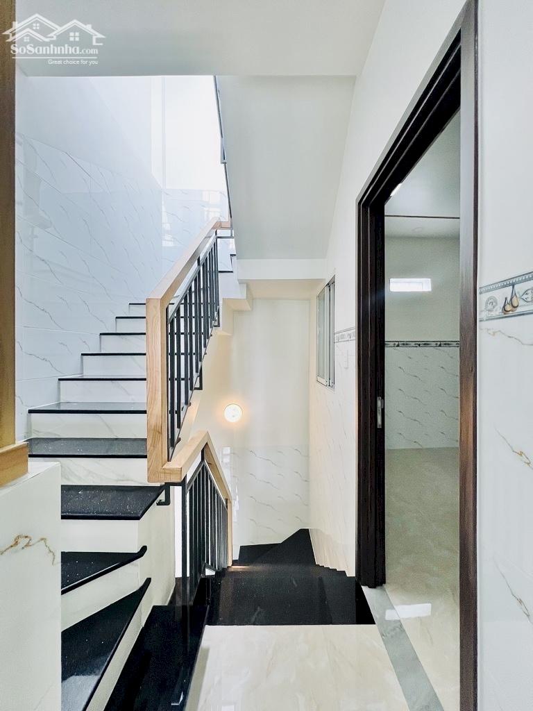 Nhà 3 Tầng 75m2 mới xây Phường Tân Thới Nhất Giá 5 Tỷ Nhỉnh còn TL Chính chủ