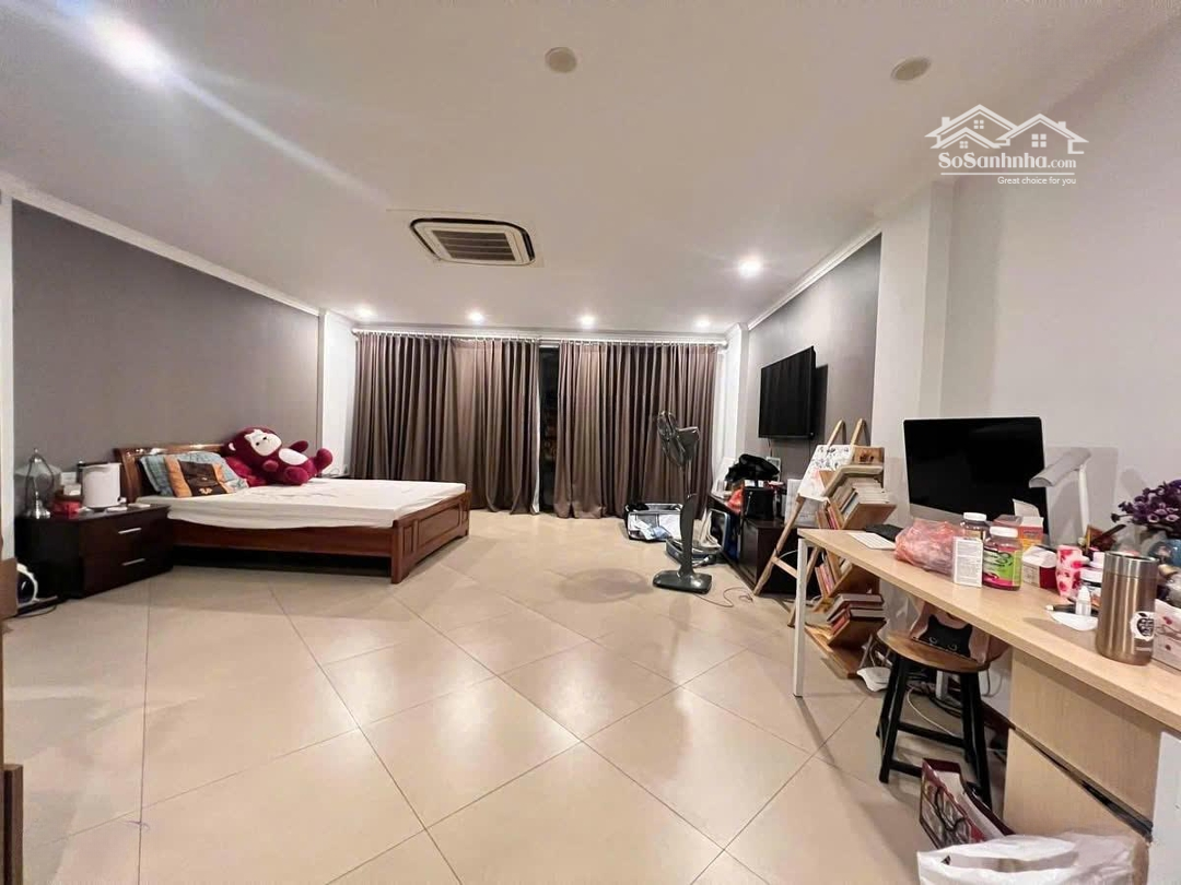 Cho Thuê Nhà Đẹp Mới Kính Cong Ở Ngõ 137 Hào Nam - Đống Đa.