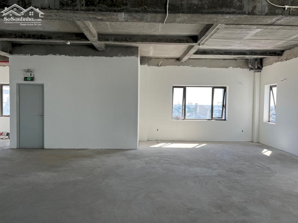 Cho thuê tầng 4 5 6 7 tòa nhà vị trí đẹp, dễ nhận diện tại đường Lê Hồng Phong