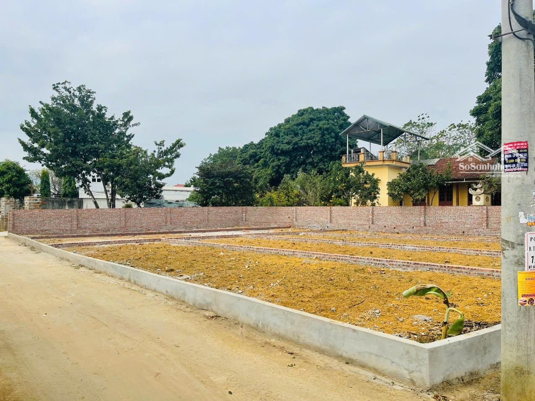 Hoa Hậu Sát Trục Chính Của Hoà Thạch-Thạch Thất Giá Chỉ Nhỉnh 2 Tỷ 1 Cho Hơn 70M
