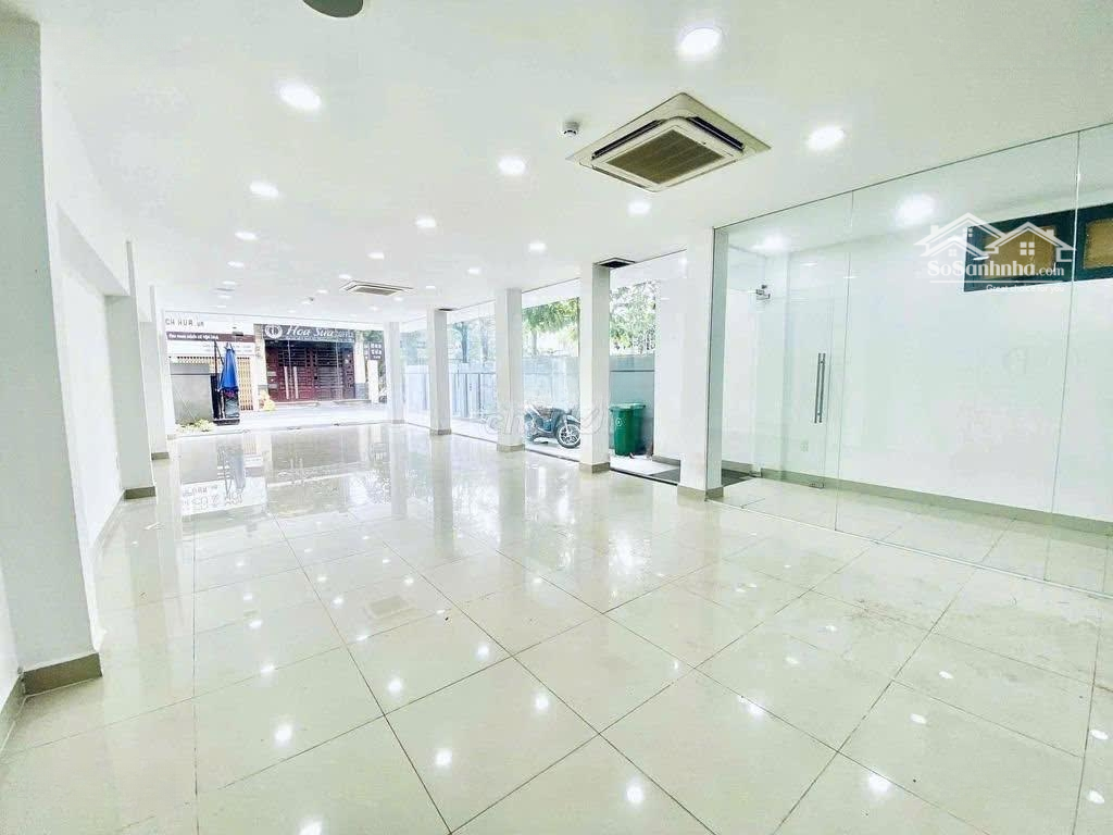 Cho Thuê Góc Tòa Nhà 2 Mặt Tiền Đường Sư Vạn Hạnh Q10 - Ngay Gần Đường 3/2