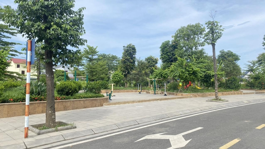 Chỉ 26 Triệu/M2 Căn Biệt Thự Góc Siêu Vip 300M2 Vị Trí Trung Tâm Huyện Lương Sơn - 9 Donwtown Lương Sơn