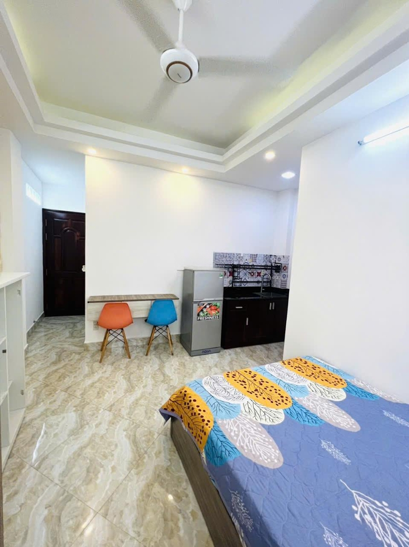 Căn Hộ Full Nội Thất Ngay Lê Văn Sỹ, Quận Tân Bình, Gần Sân Bay