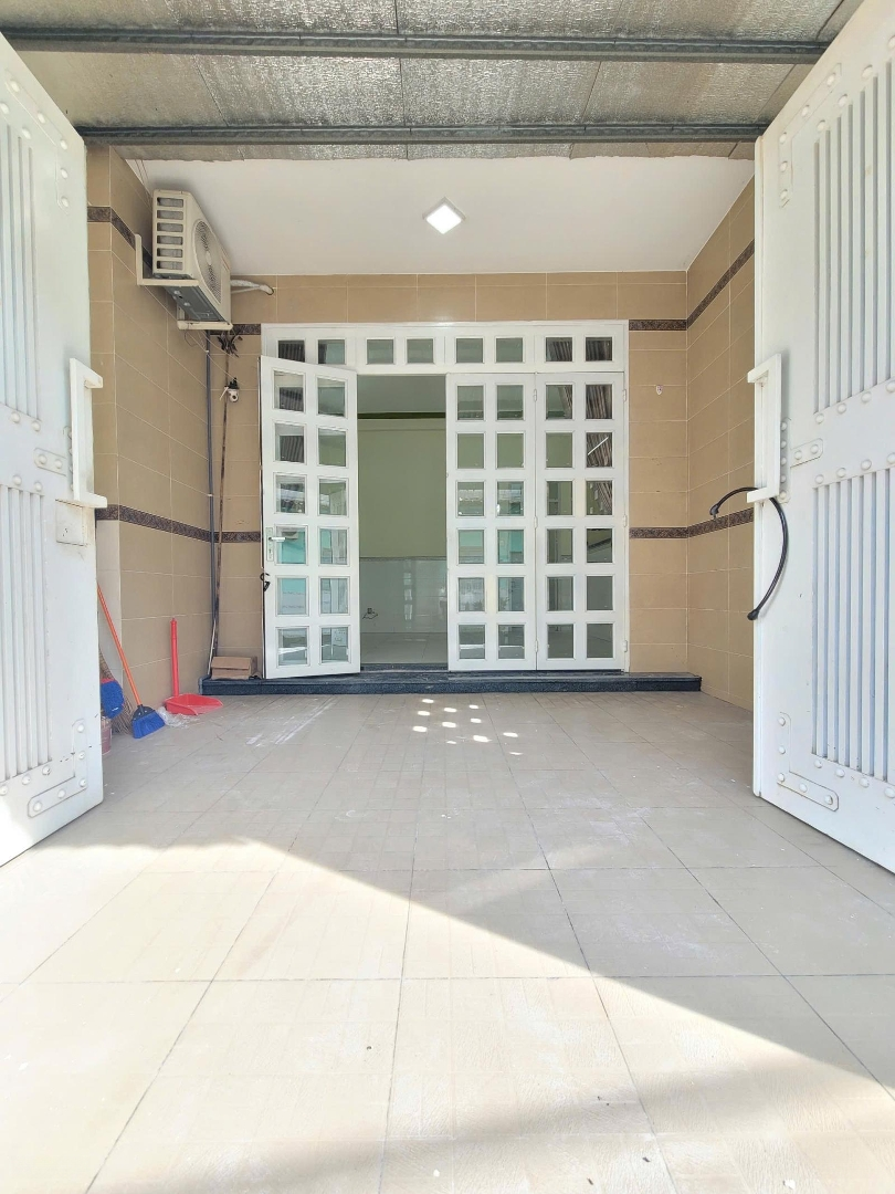 Bán Nhà 1 Trệt 1 Lầu 71M2 3Ty5Có Thương Lượngngay Trung Tâm Dĩ An, Cách Đường Ngô Thị Nhậm 100M P. Dĩ An