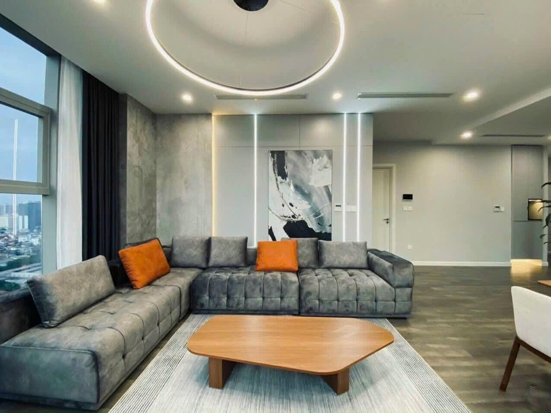 Cho Thuê Chcc Vinhome Gaảdenia Duplex 105M2, 3 Ngủ Full Đẹp Lung Linh . Giá Bán 23. 5 Triệu Liên Hệ: 0378,456.998
