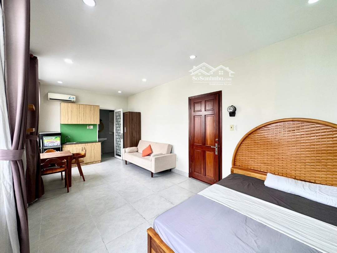 Cho Thuê Căn Hộ Studio Cửa Sổ Thông Thoáng Ngập Tràn Ánh Sáng - Thang Máy, Hầm Xe - Ngay Hutech