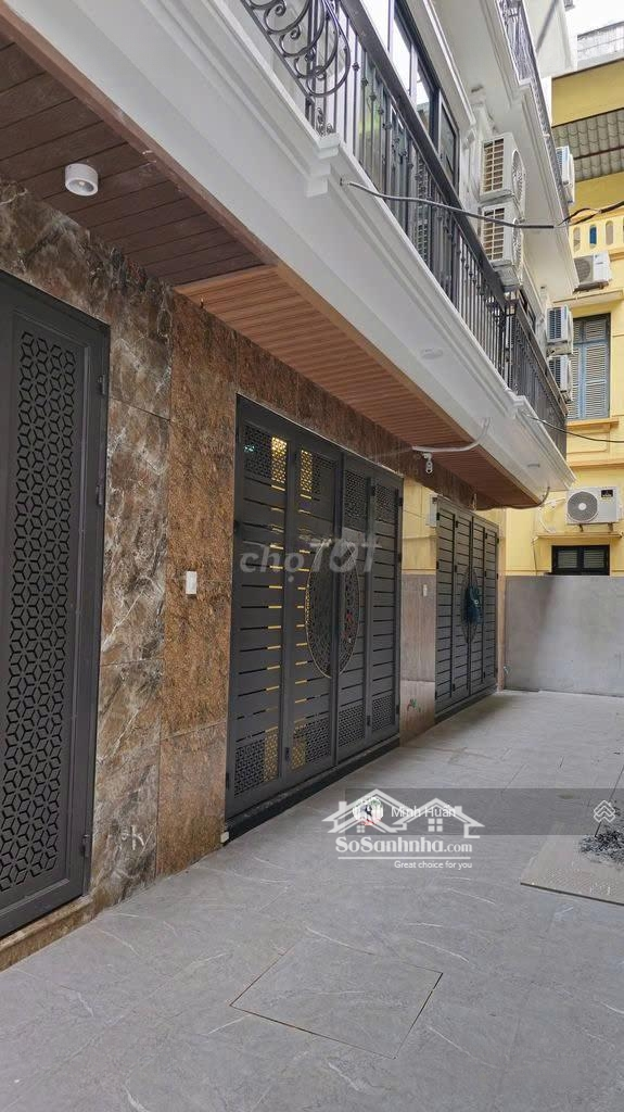 Cho Thuê Nhà Giáp Nhất Thanh Xuândiện Tích40Mx 5T Nhà Mới Xây Mỗi Tầng 1 Phòng Điều Hòa Đầy Đủ Giá 18 Triệu