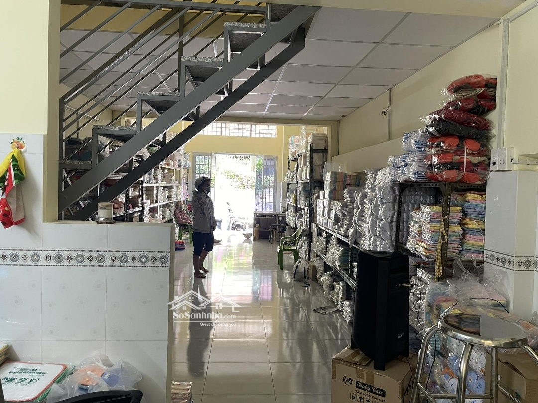 Nhàmặt Tiềngóc Kd Sung Cao Văn Lầu Khu Chợ Lớn (6 X 11M), Có Hợp Đồng Thuê, Vị Trí Sáng Tài