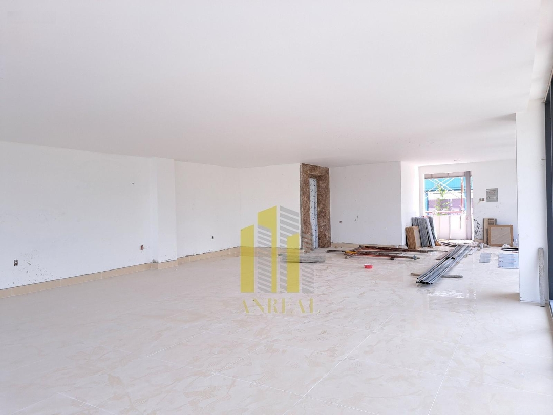 Toà Nhà Văn Phòng 500M2 Hầm 4 Lầu Góc 3 Mặt Tiền - Sàn Trống + Thang Máy