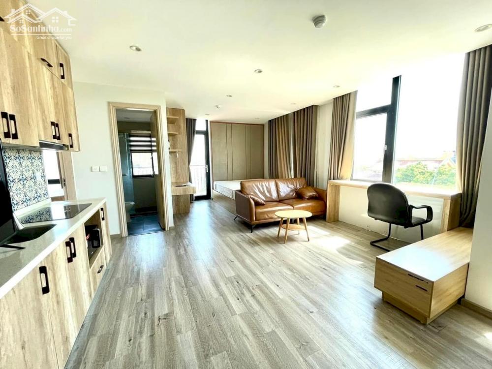 Chính chủ bán gấp nhà Mặt phố Kim Mã giá 63 tỷ - dt 180m2, MT 6,5m.