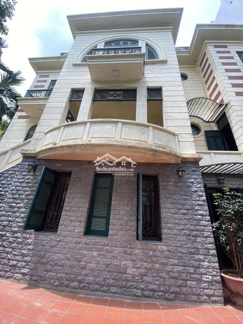 Mặt Phố Ngọc Hà - Giá Trị Truyền Đời - Mặt Tiền Siêu Vip - Building Số 1 - Mời Các Shark