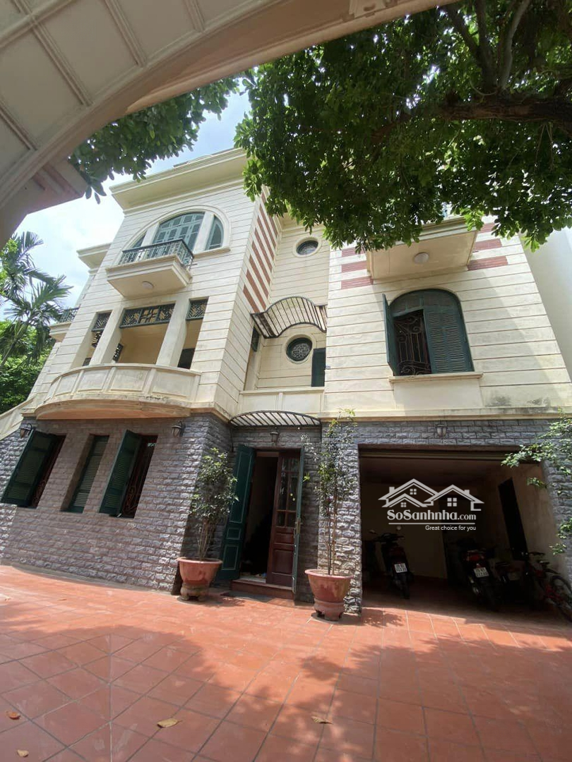 Mặt Phố Ngọc Hà - Giá Trị Truyền Đời - Mặt Tiền Siêu Vip - Building Số 1 - Mời Các Shark