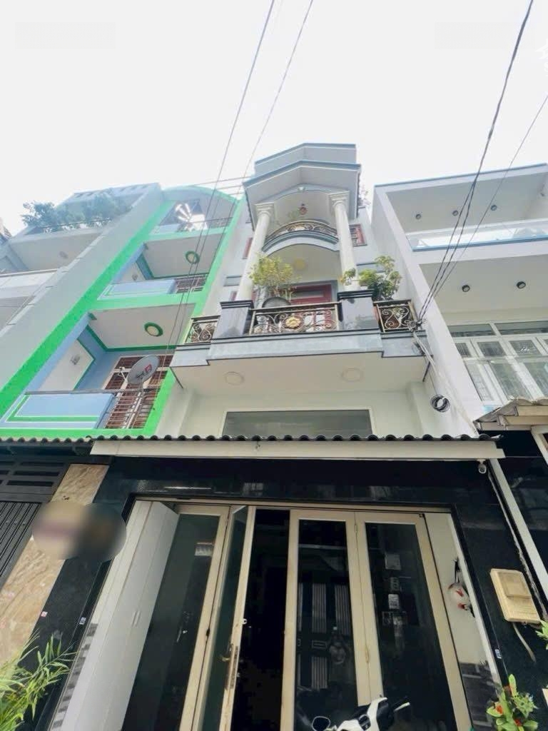 Bán Nhà Bến Vân Đồn Quận 4 - Hẻm Ôtô - 5 Tầng - 52M2 - 5 Tỷ Nhỉnh - Tiện Kinh Doanh