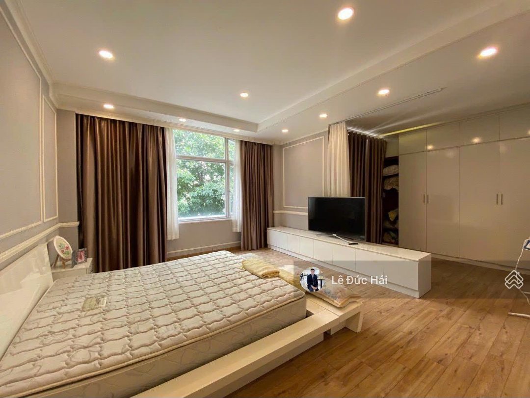 Nhà Đẹp Giá Tốt ! Cho Thuê Ngay Biệt Thự 9X18M Trung Tâm Pmh Giá Bán 45 Triệu / Tháng Trang Bị Full