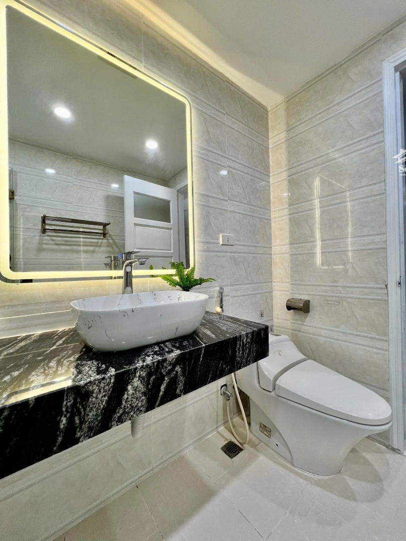 Bán Căn 122M2 Toà Tsq Galaxy Tố Hữu Nội Thất Như Hình Giá Hơn 7 Tỷ