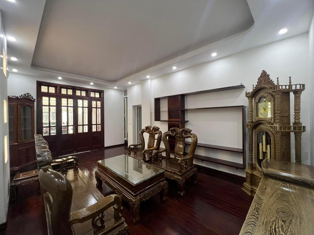 Chủ Nhà Định Cư Nước Ngoài Bán Gấp Căn Nhà Cực Đẹp -Ngay Gần Tt Chúc Sơn