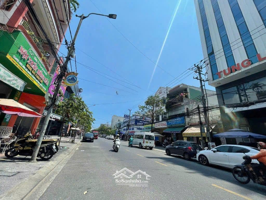 Bán Nhà 3 Tầng 2 Mặt Tiền Núi Thành Gần Trưng Nữ Vương Khu Trung Tâm Hải Châu, 200M2, Đường 10M5