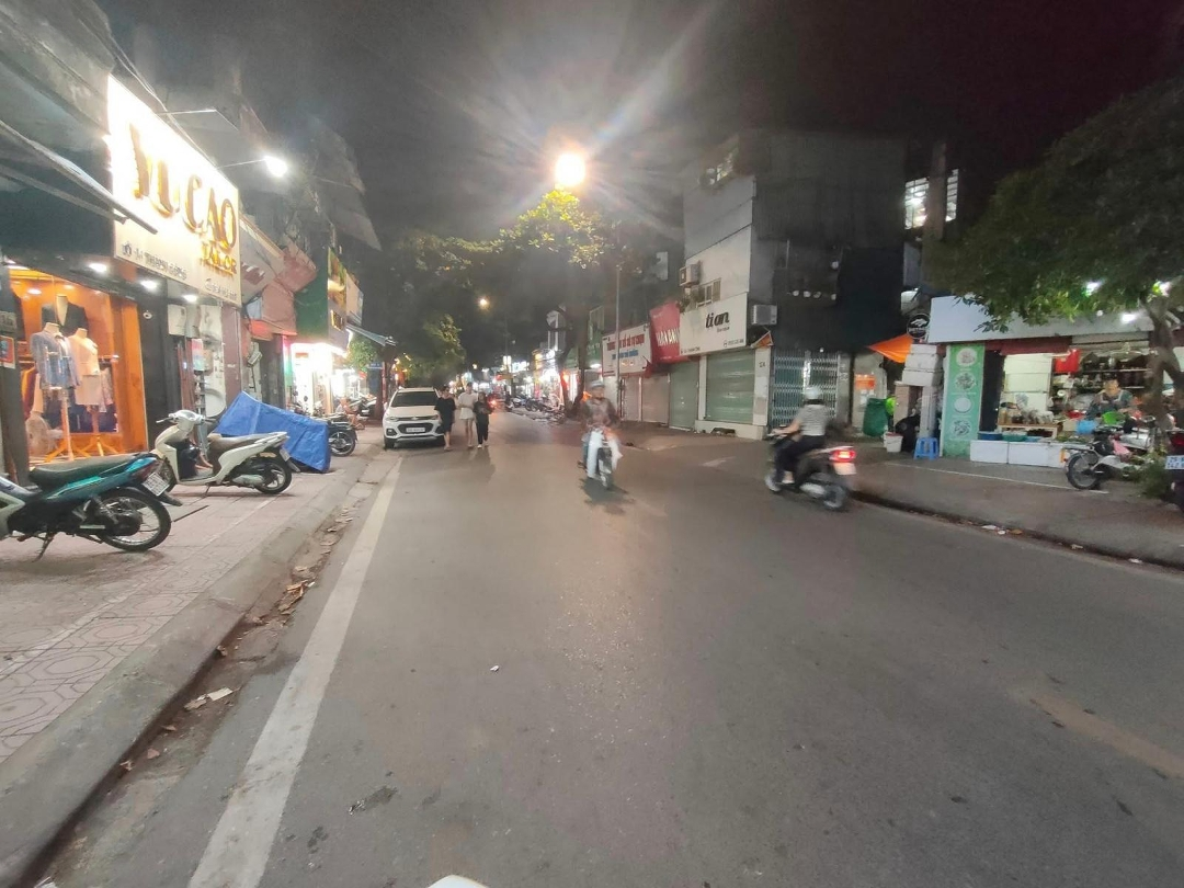 Bán Nhà Mặt Phố Tại Thành Công, 25 Tỷ, 59 M2, Giá Tốt