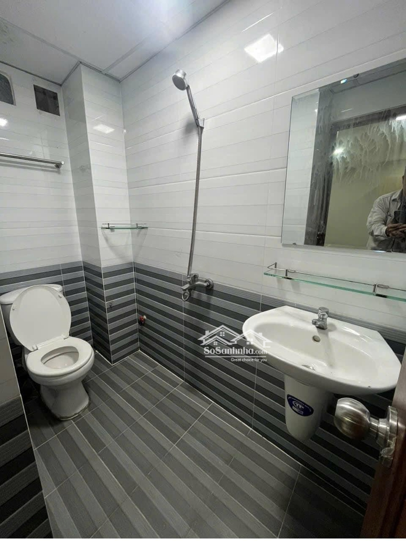 Bàn Nhà Mặt Tiền Nguyễn Thiện Thuận ,Phường 2,Quận 3-Dt:4,4X12M 3 Tầng Giá Bán 23,5 Tỷ - Liên Hệ: 0789.162.686